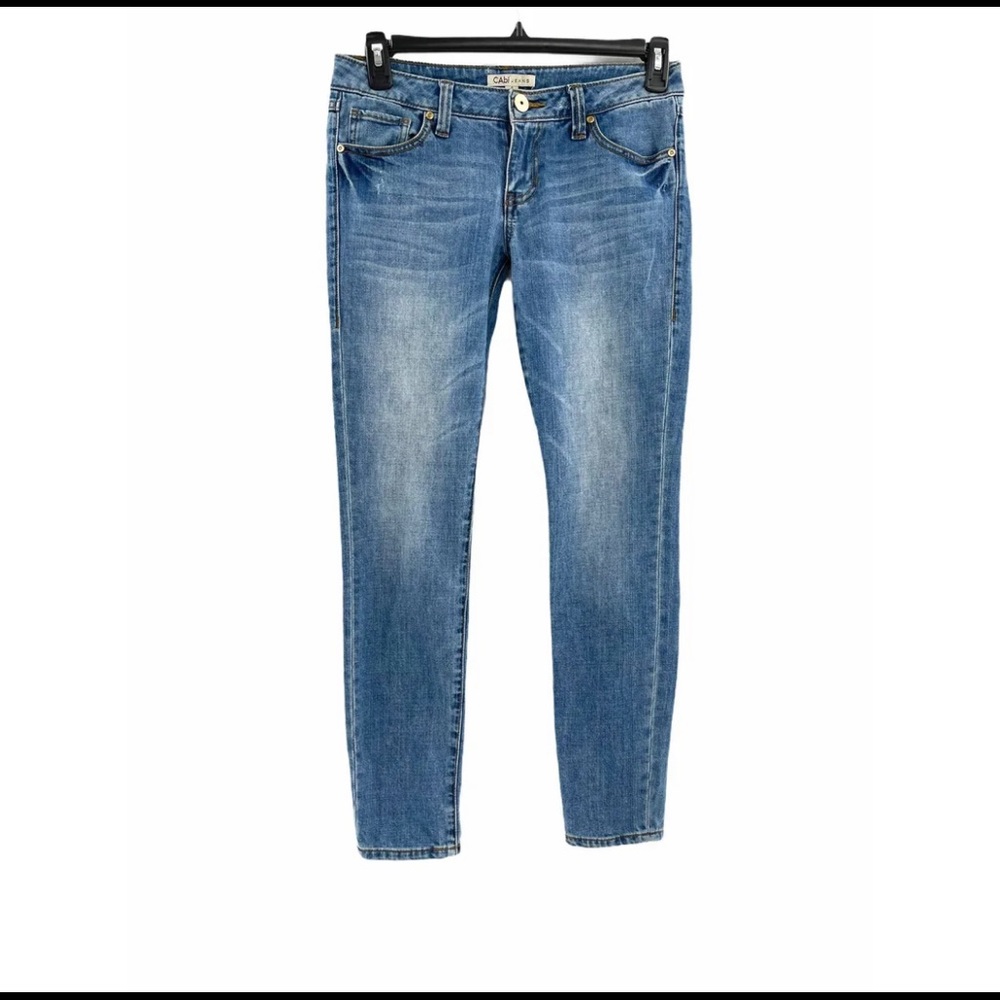 MAKE AN OFFER!!! CAbi Jean Style #319